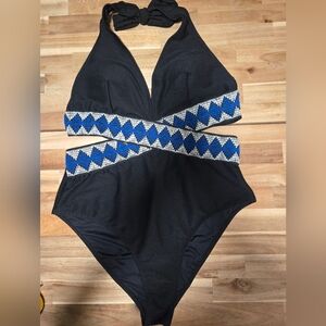 Cupshe Black and Blue Geometric One Piece Swimsuit Side Cut Out Open Back